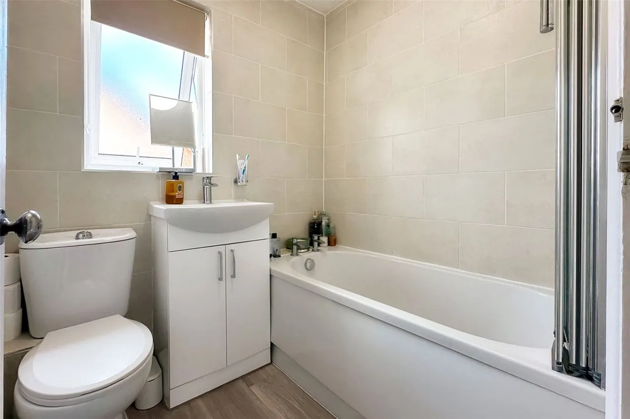 Rustington, Littlehampton, BN16, photo 8