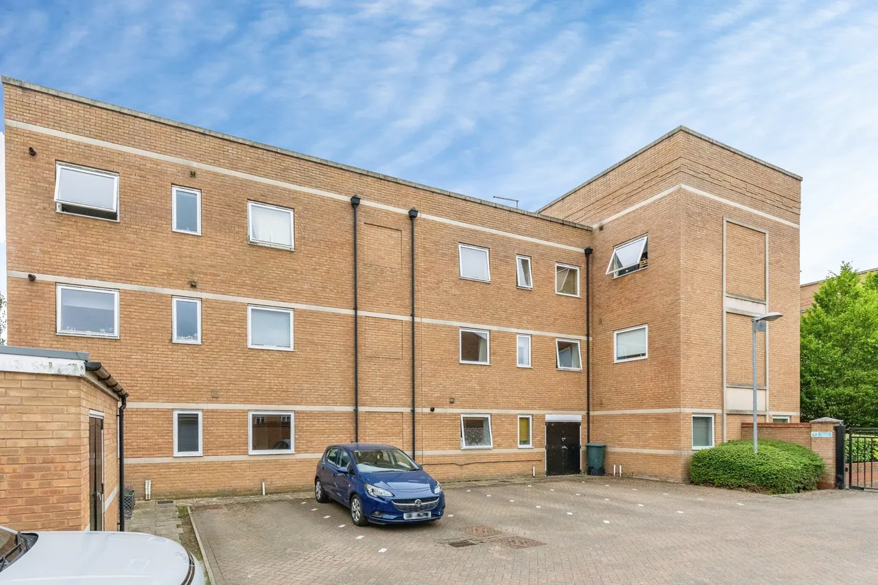 Timken Way South, Northampton, NN5, photo 17