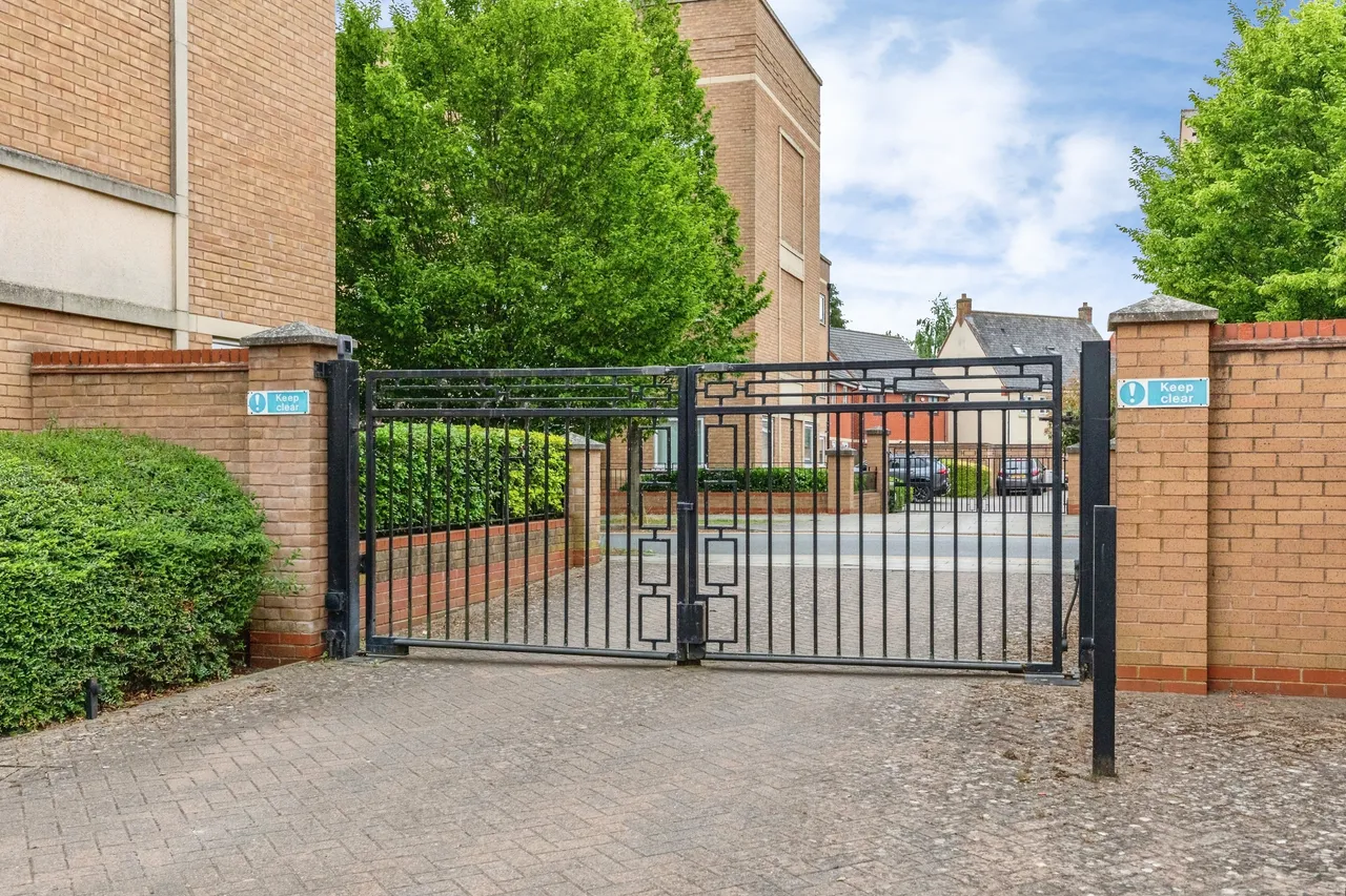 Timken Way South, Northampton, NN5, photo 16