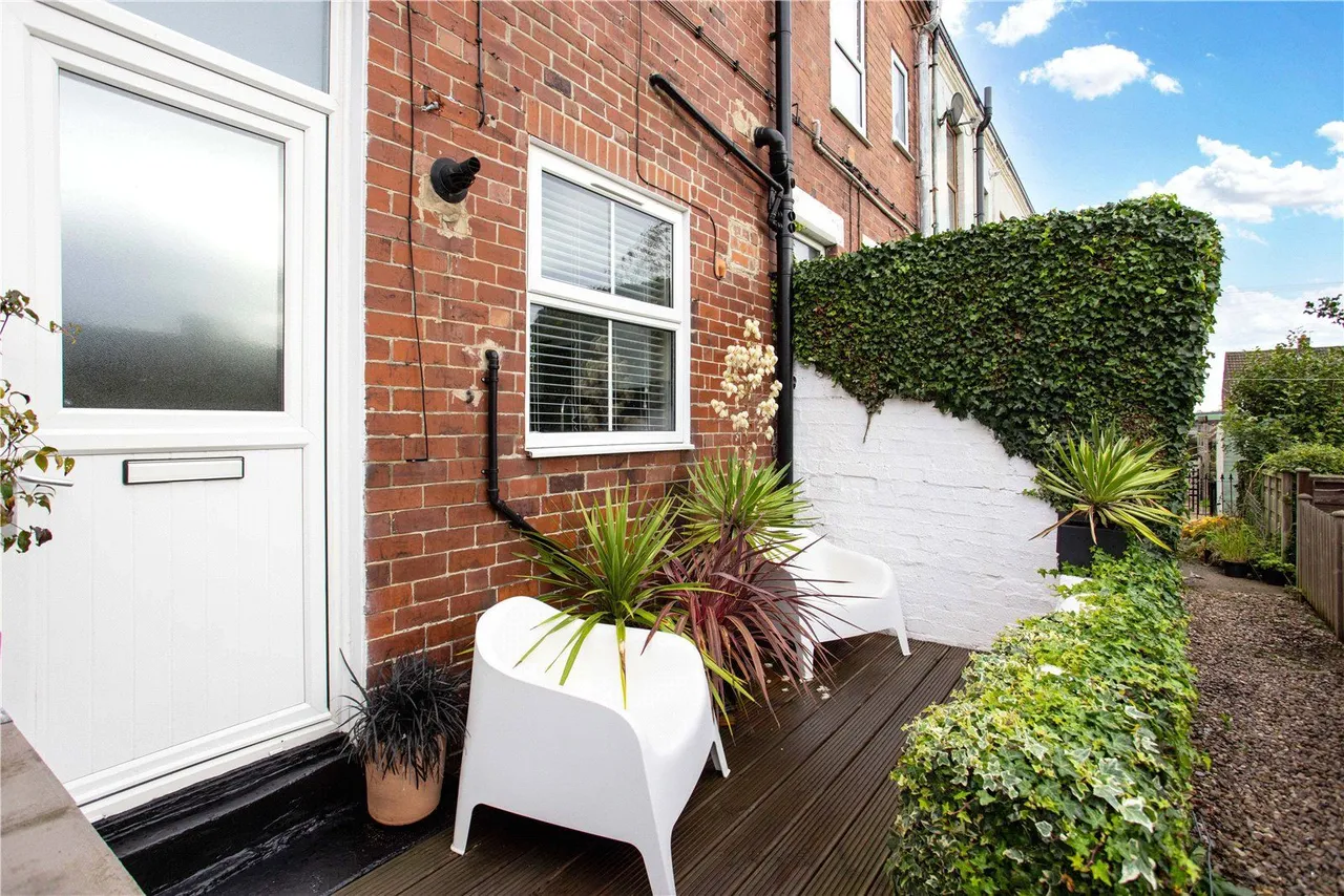 Coronation Street, Carlton, WF3, photo 17