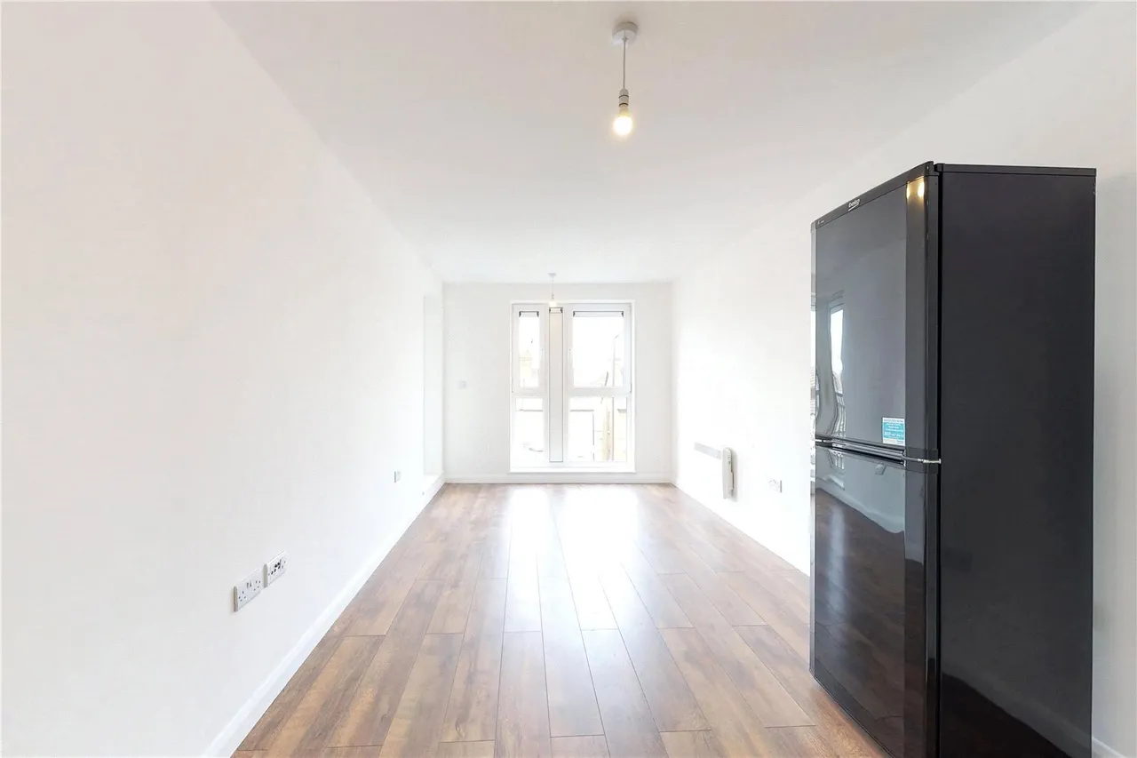 Stoke Road, Slough, SL2, photo 3