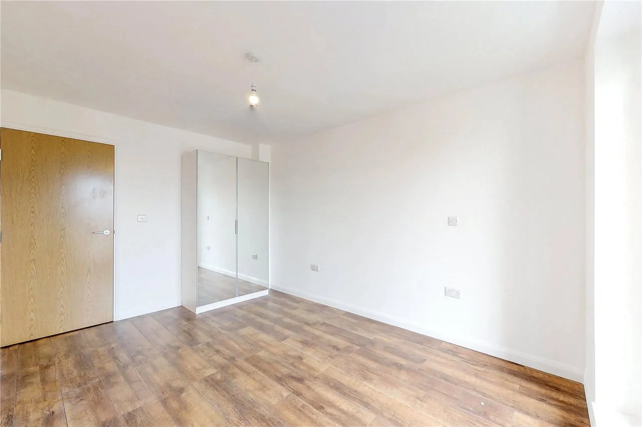 Stoke Road, Slough, SL2, photo 4
