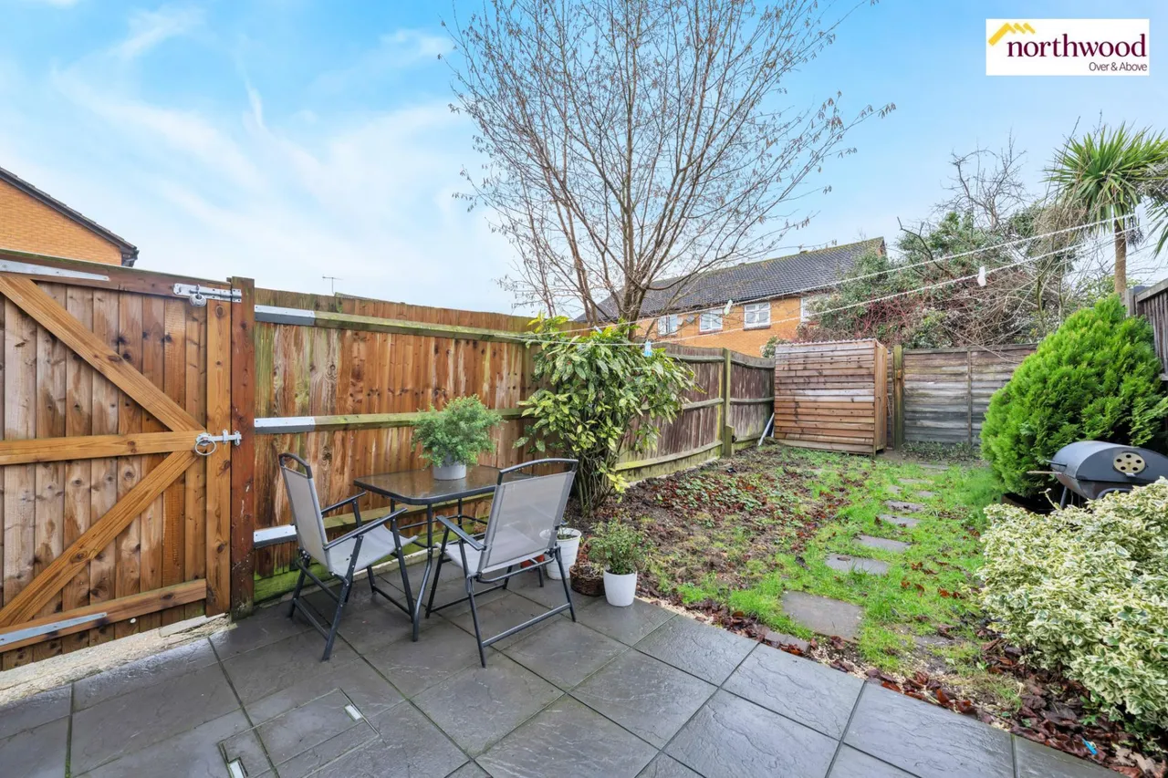 Greensward, Bushey, WD23, photo 4