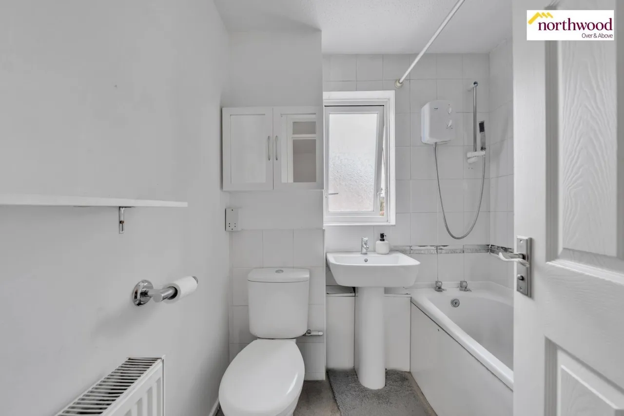 Greensward, Bushey, WD23, photo 12