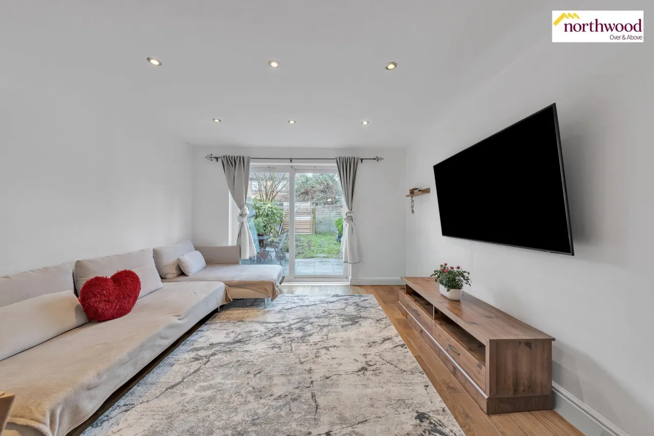 Greensward, Bushey, WD23, photo 6