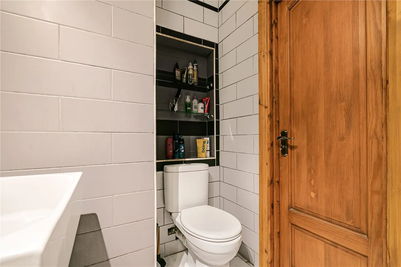 Tunworth Crescent, London, SW15, photo 11