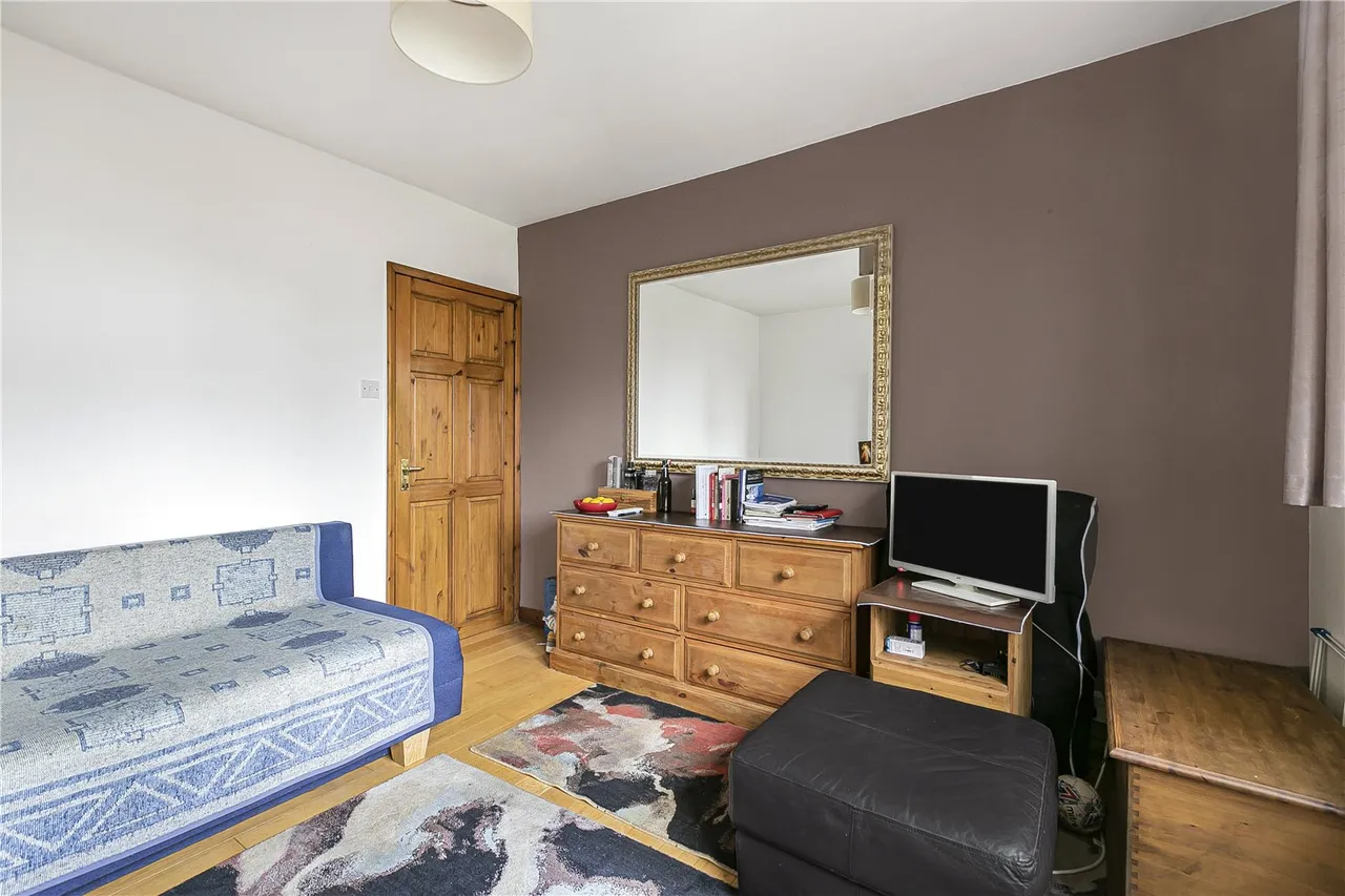 1 bed flat for sale, Tunworth Crescent, London, SW15