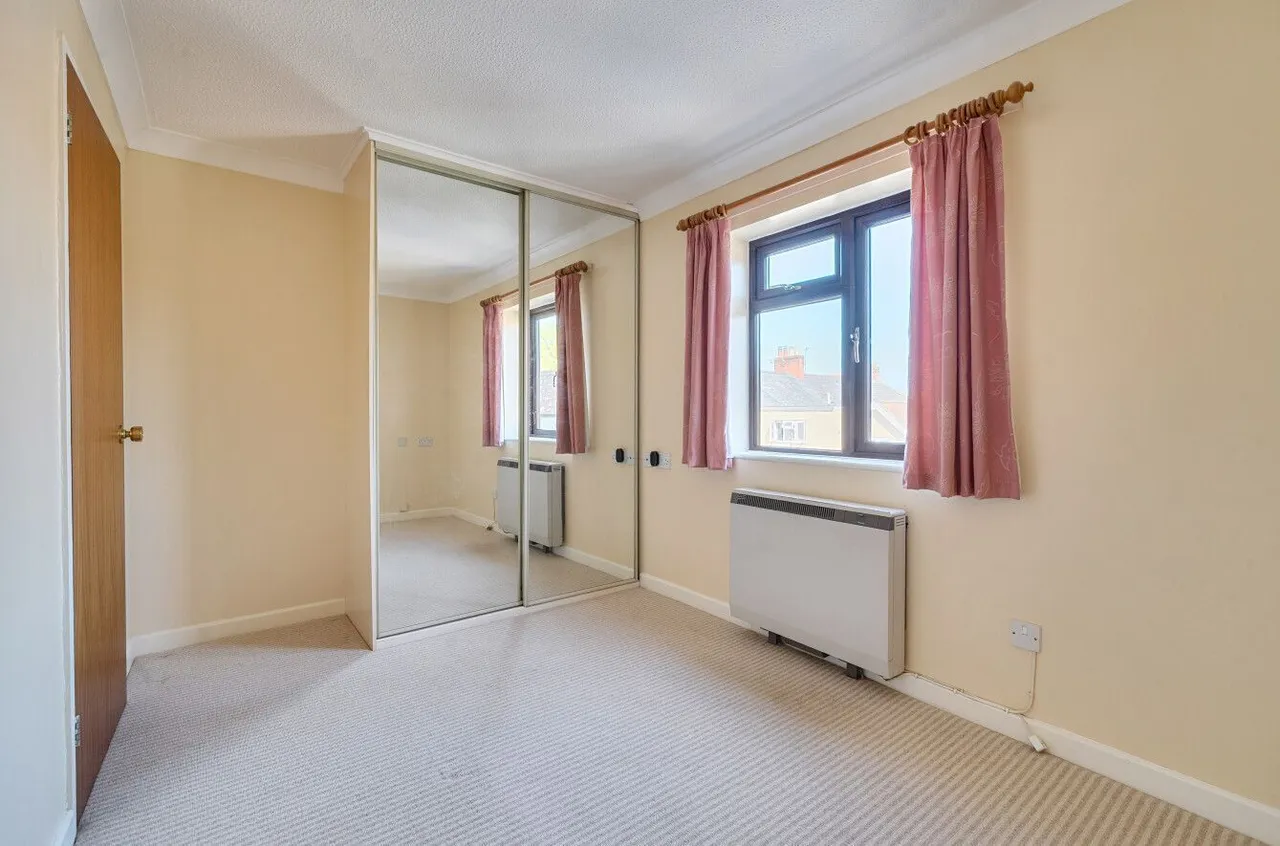 Goswell Close, Street, BA16, photo 12
