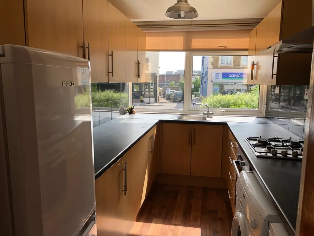 The Chiltons, South Woodford, E18, photo 3