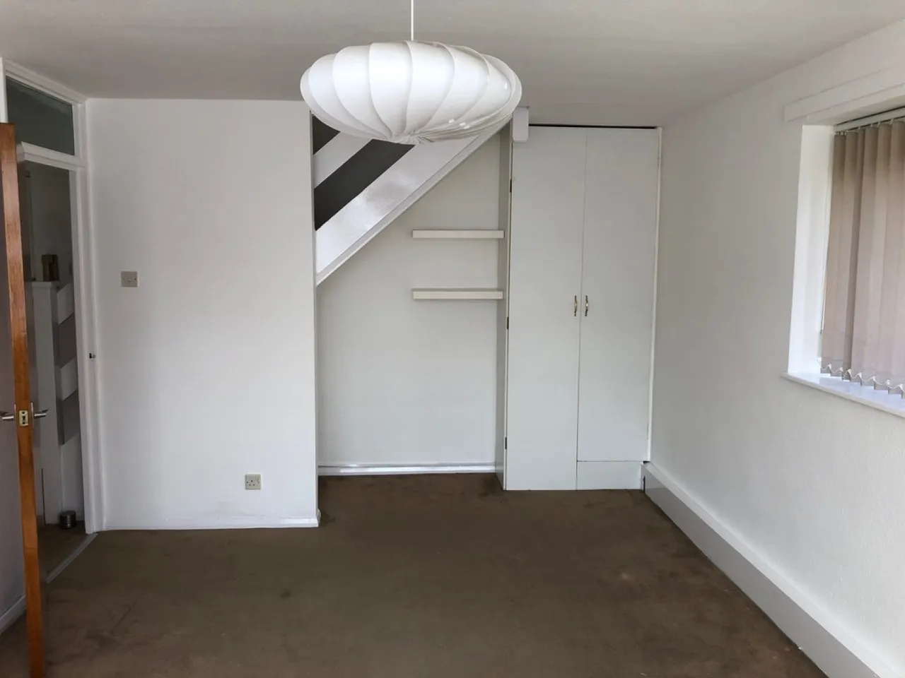 The Chiltons, South Woodford, E18, photo 5