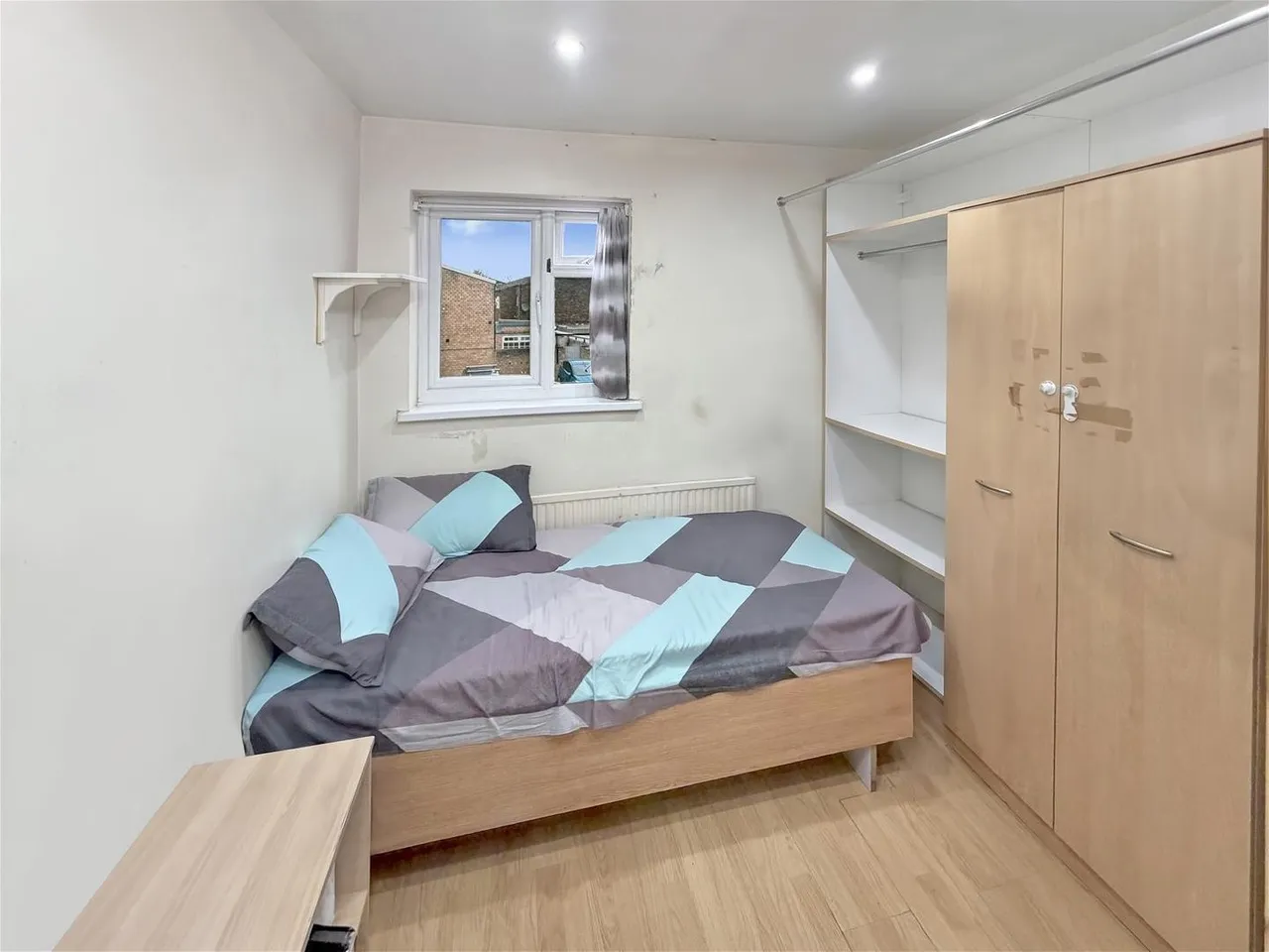 Rosslyn Close, Hayes, photo 5