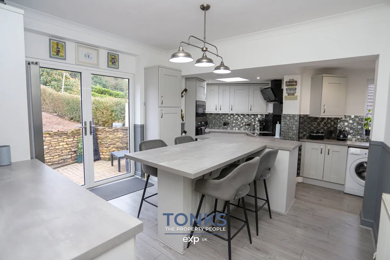 Station Road, Cradley Heath, B64, photo 6