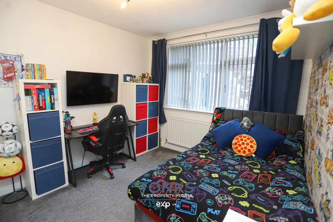 Station Road, Cradley Heath, B64, photo 12