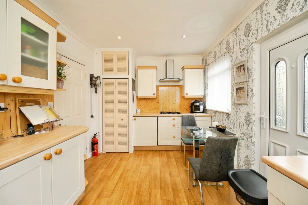Rooley Avenue, Bradford, photo 6