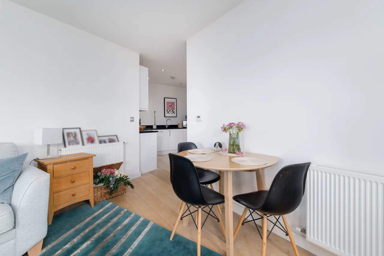 Wharf Lane, London, E14, photo 5