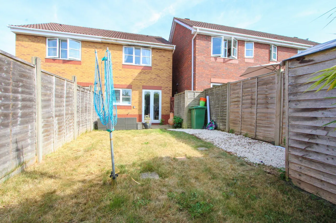 Coopers Drive, Yate, photo 13