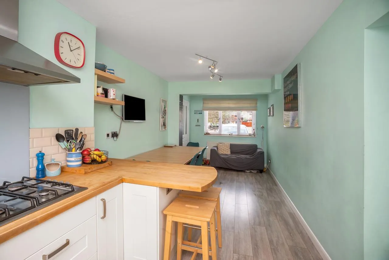 Kimble Close, East Hunsbury, photo 4