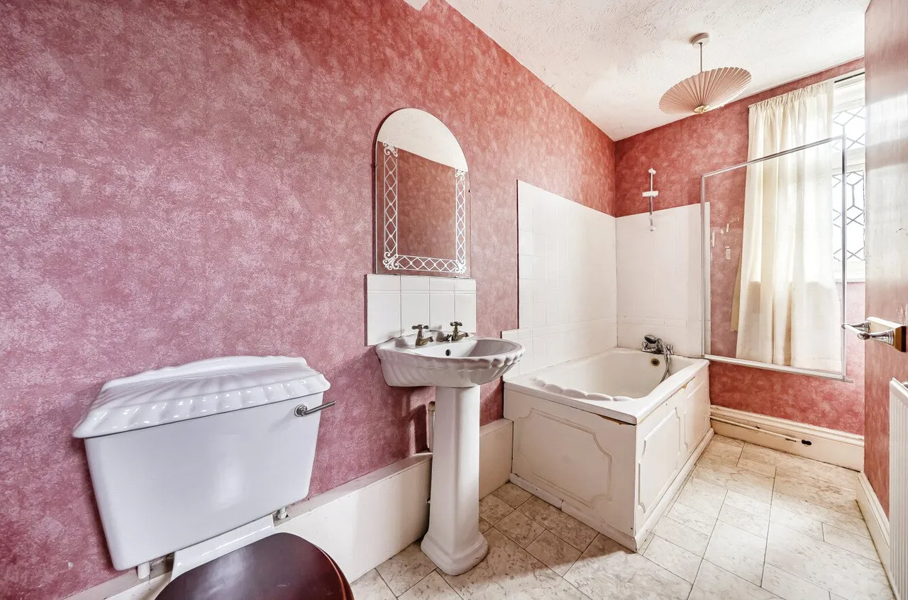 The Strand, Builth Wells, Powys, LD2 3BG, photo 24