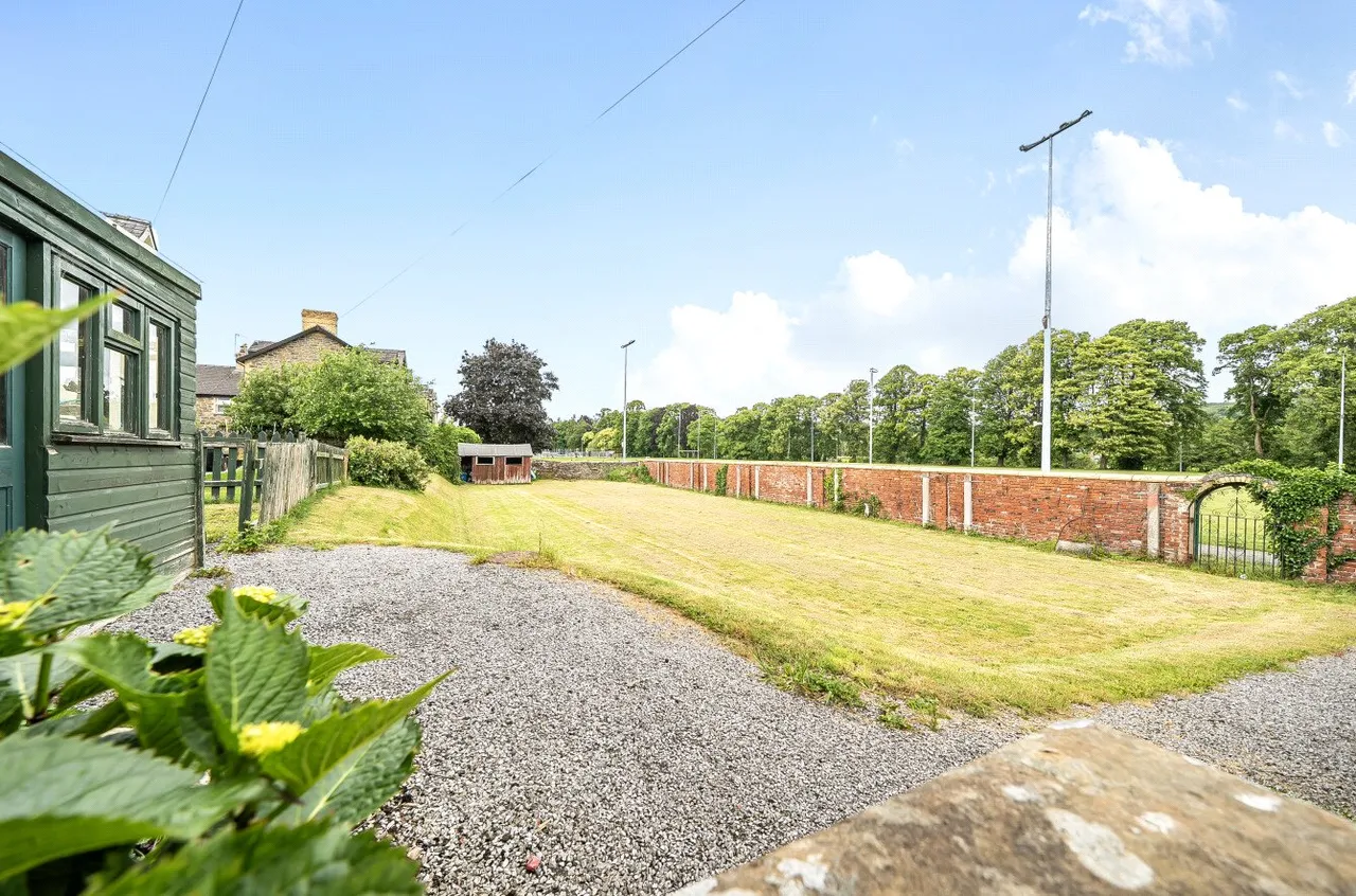 The Strand, Builth Wells, Powys, LD2 3BG, photo 36