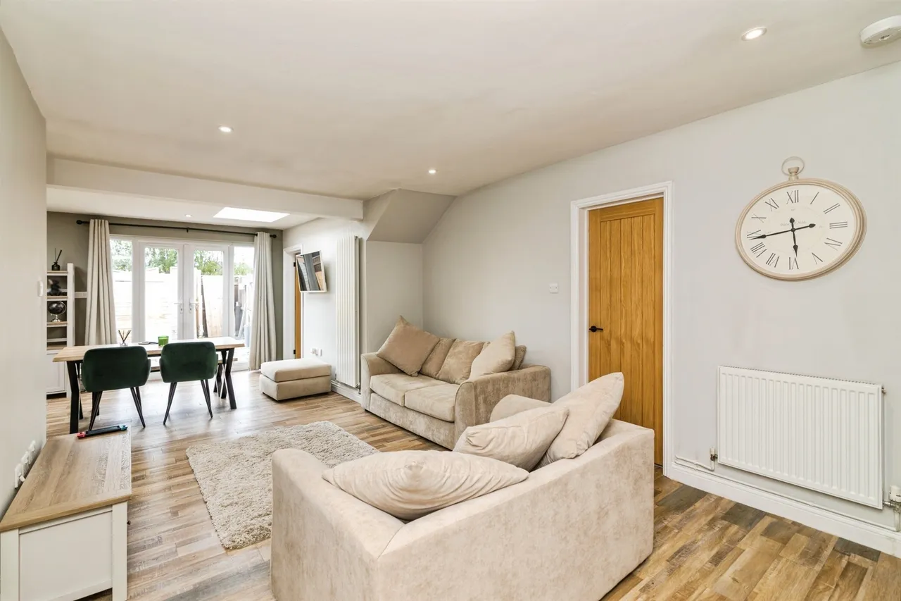 Oulton Street, Oulton, Lowestoft, photo 2