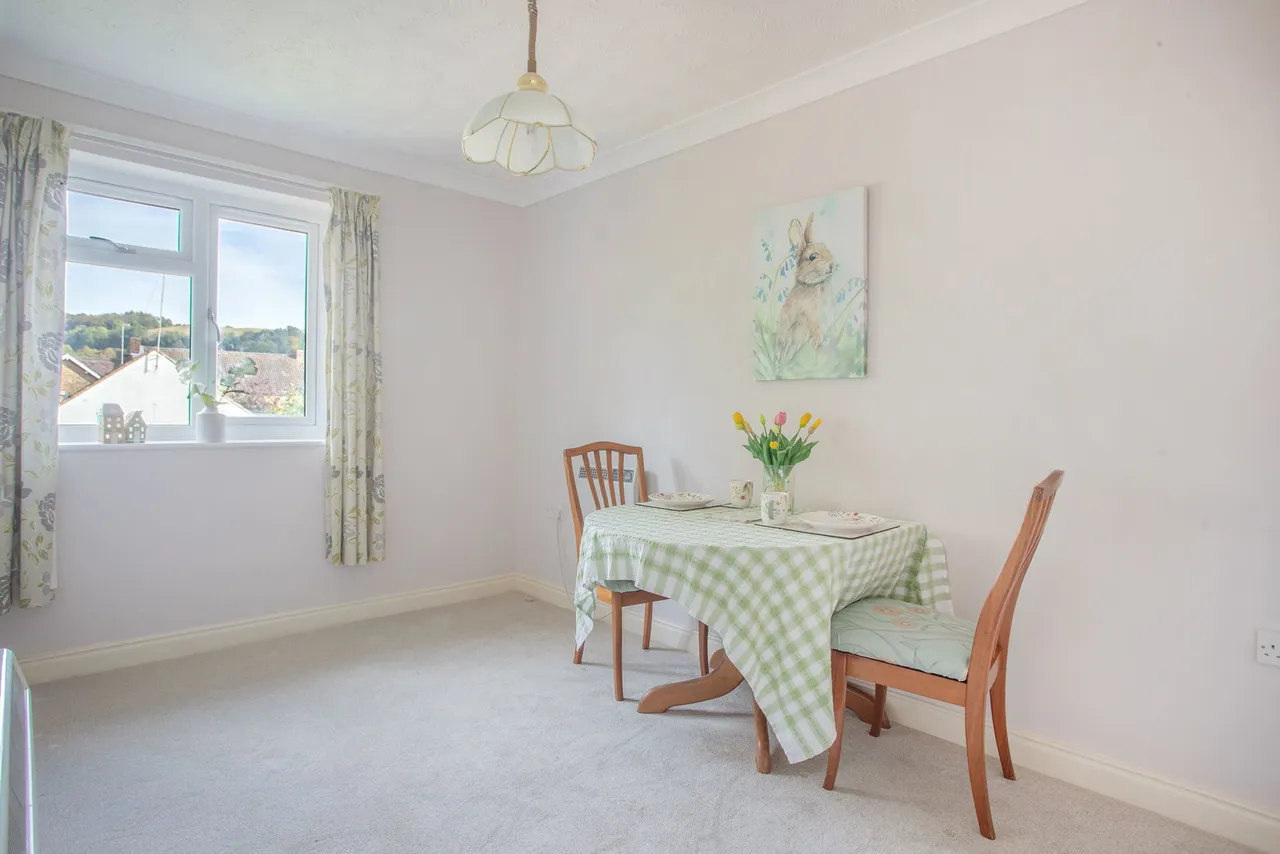 Clarence Court, Wotton-under-Edge, photo 4