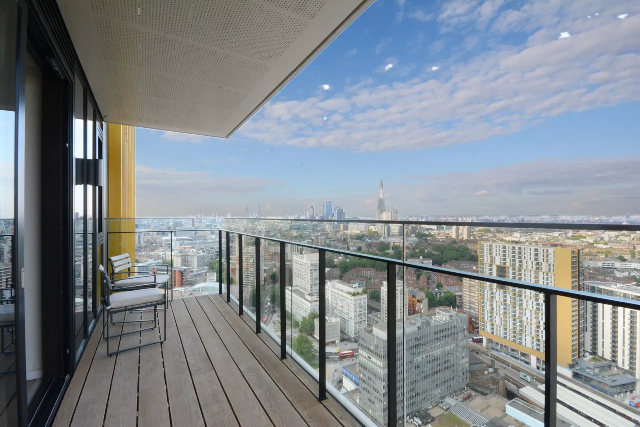 Apartment 3301, One The Elephant, 1 St Gabriel Walk, London, photo 3