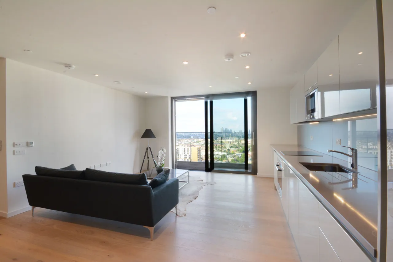 2 bed flat for sale — Apartment 3301, One The Elephant, 1 St Gabriel Walk, London