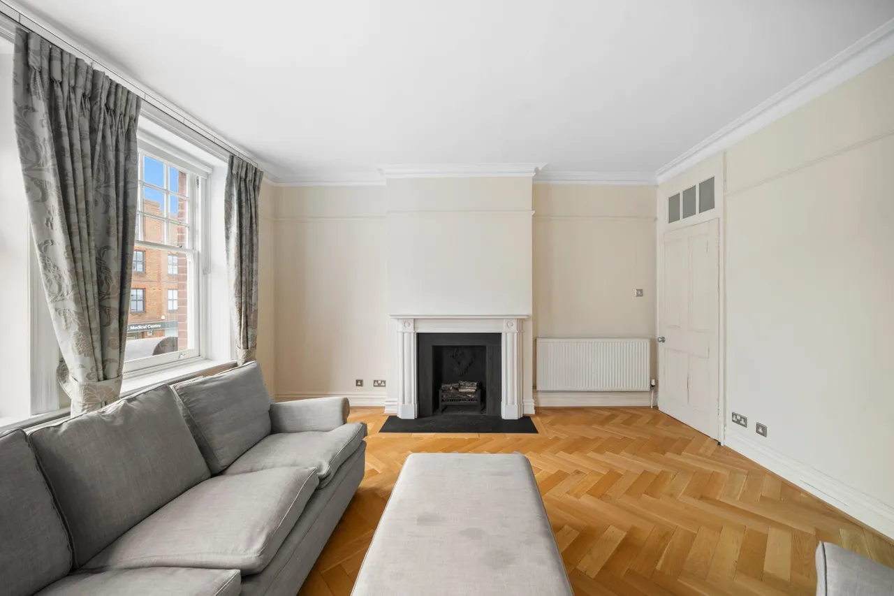 2 bed flat for sale, Fulham Road, Fulham, SW6