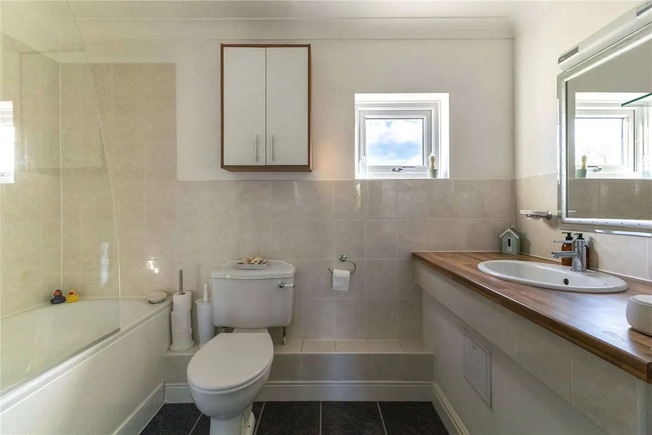 Hurstbourne Priors, Whitchurch, RG28, photo 13