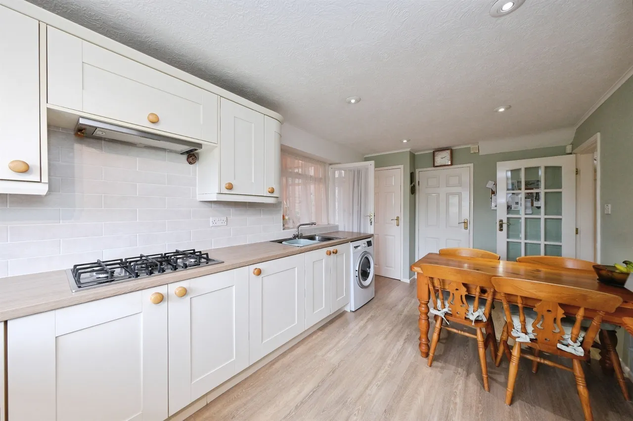 Dale Close, Fritchley, DE56, photo 17