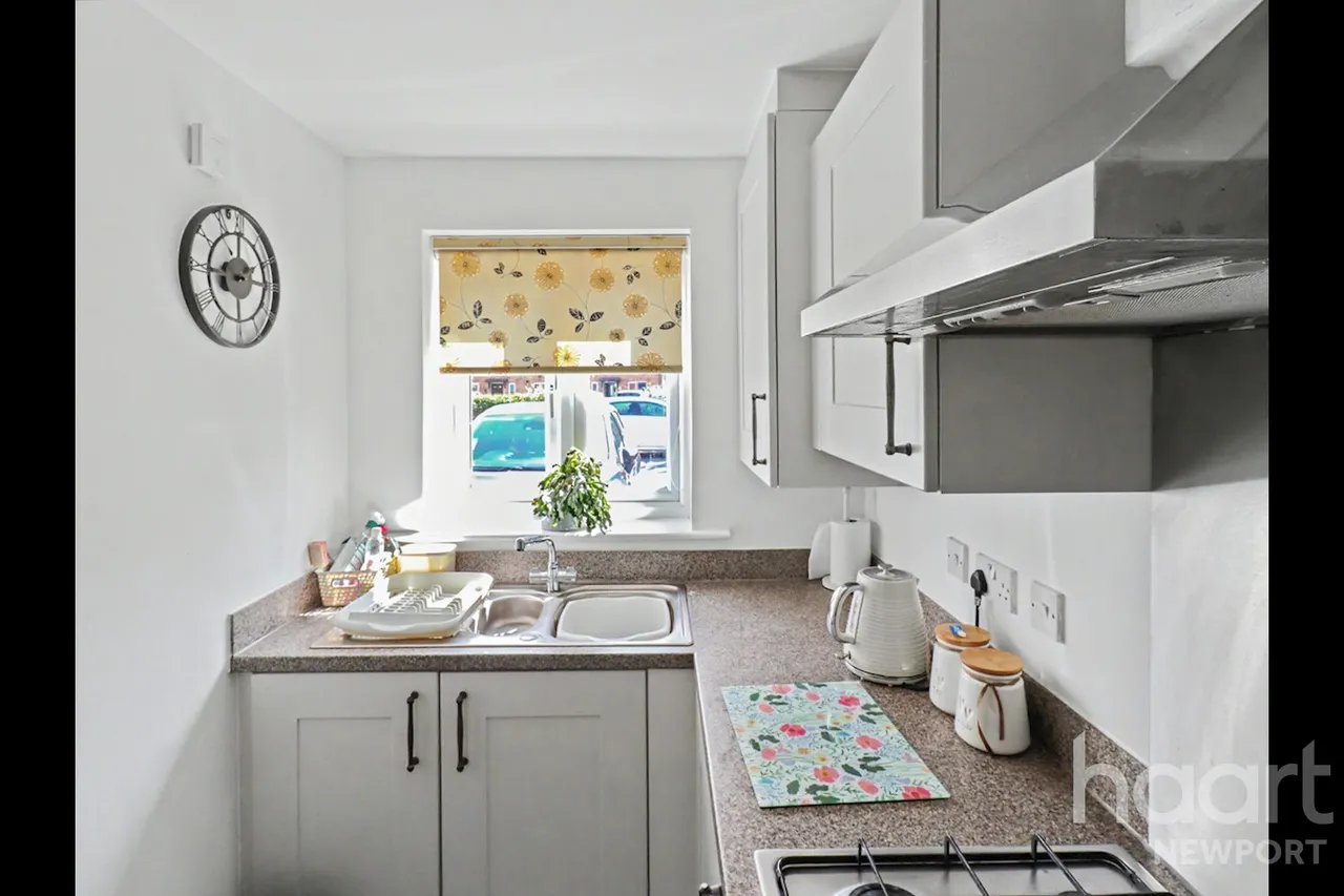 Cold Mill Road, Newport, NP19, photo 2
