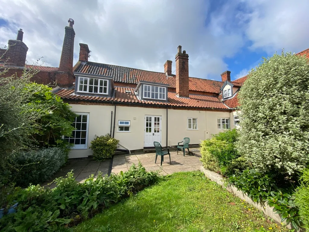 Market Place, Reepham, NR10, photo 10
