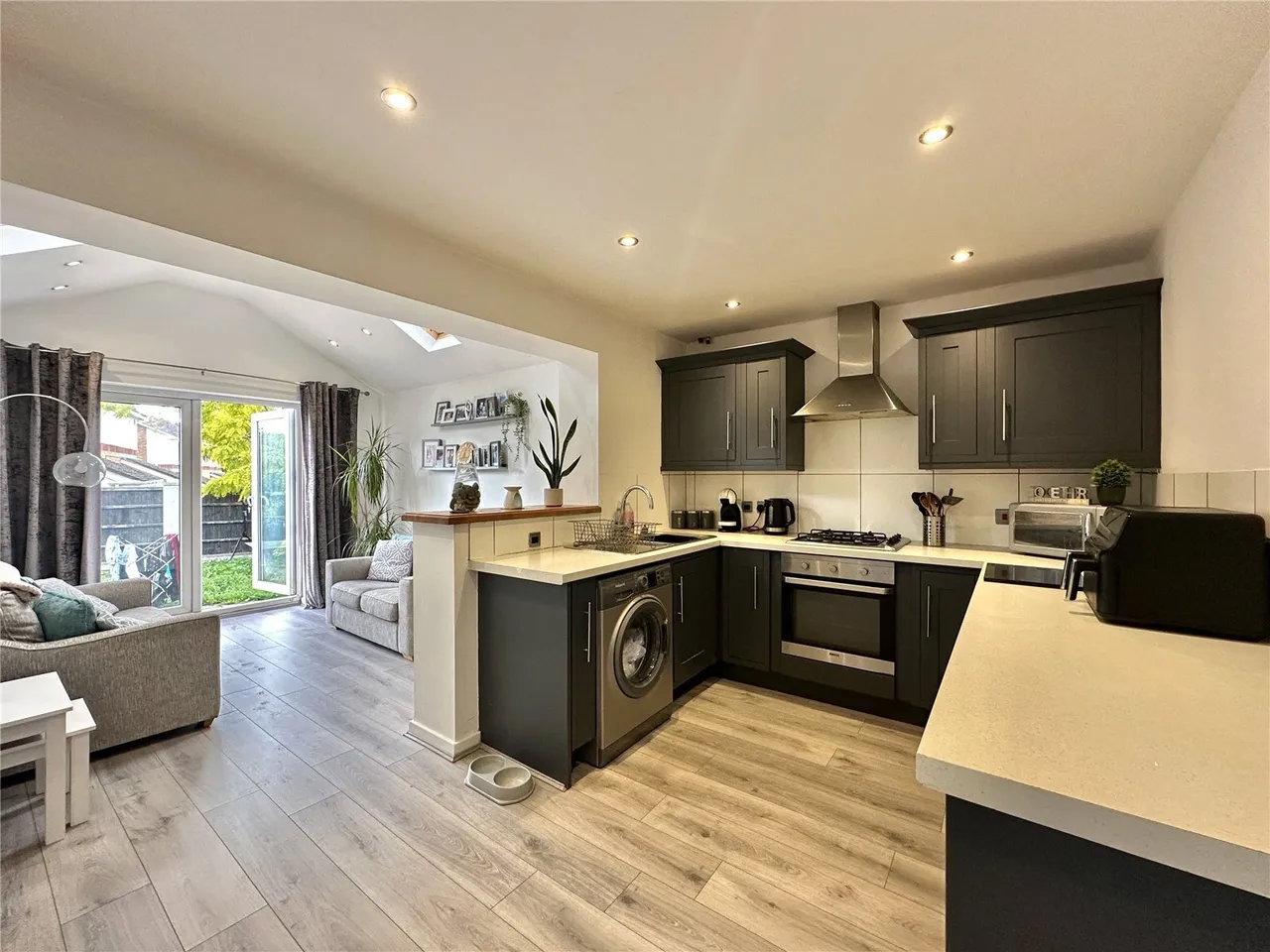 Wallsend Court, Widnes, WA8, photo 2