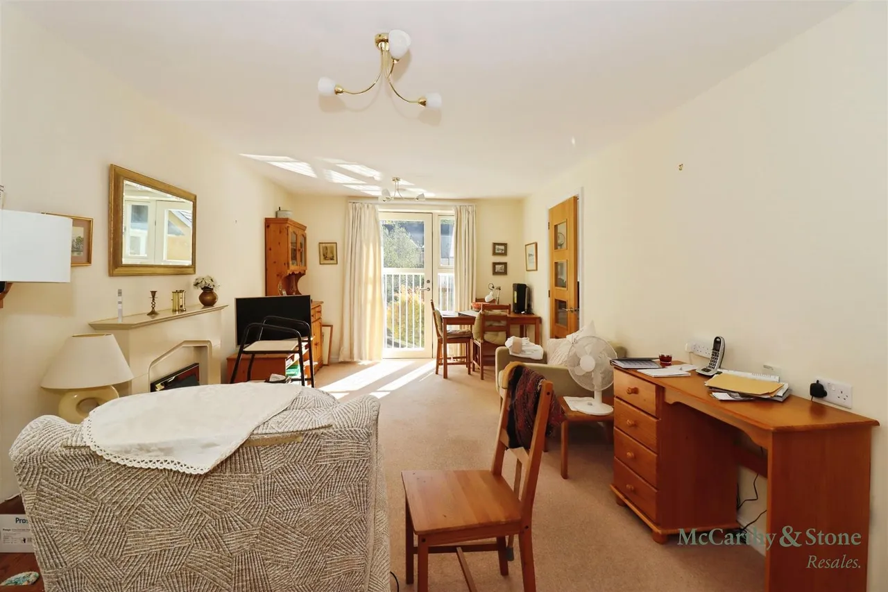 Barnhill Road, Chipping Sodbury, BS37, photo 3