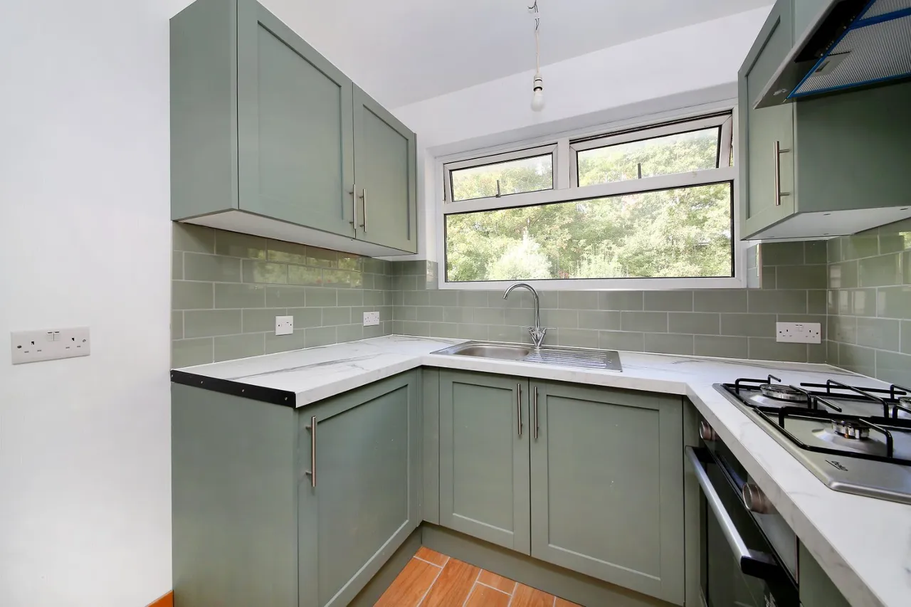 Runnymede, London, SW19, photo 6