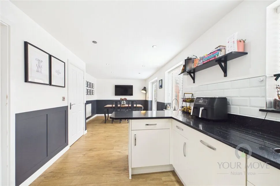 York Way, Harlestone Manor, NN5, photo 4