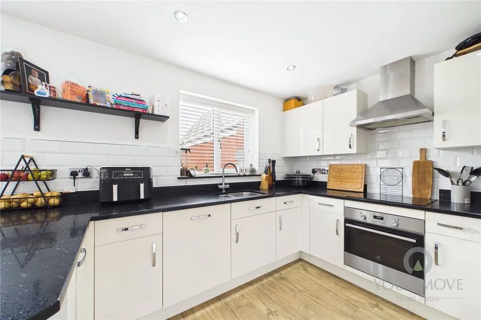 York Way, Harlestone Manor, NN5, photo 15