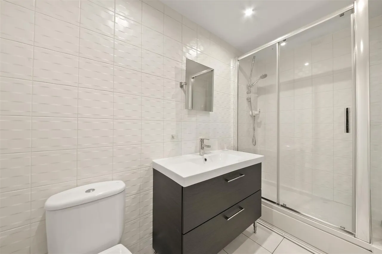 Fairfield Road, Uxbridge, photo 15
