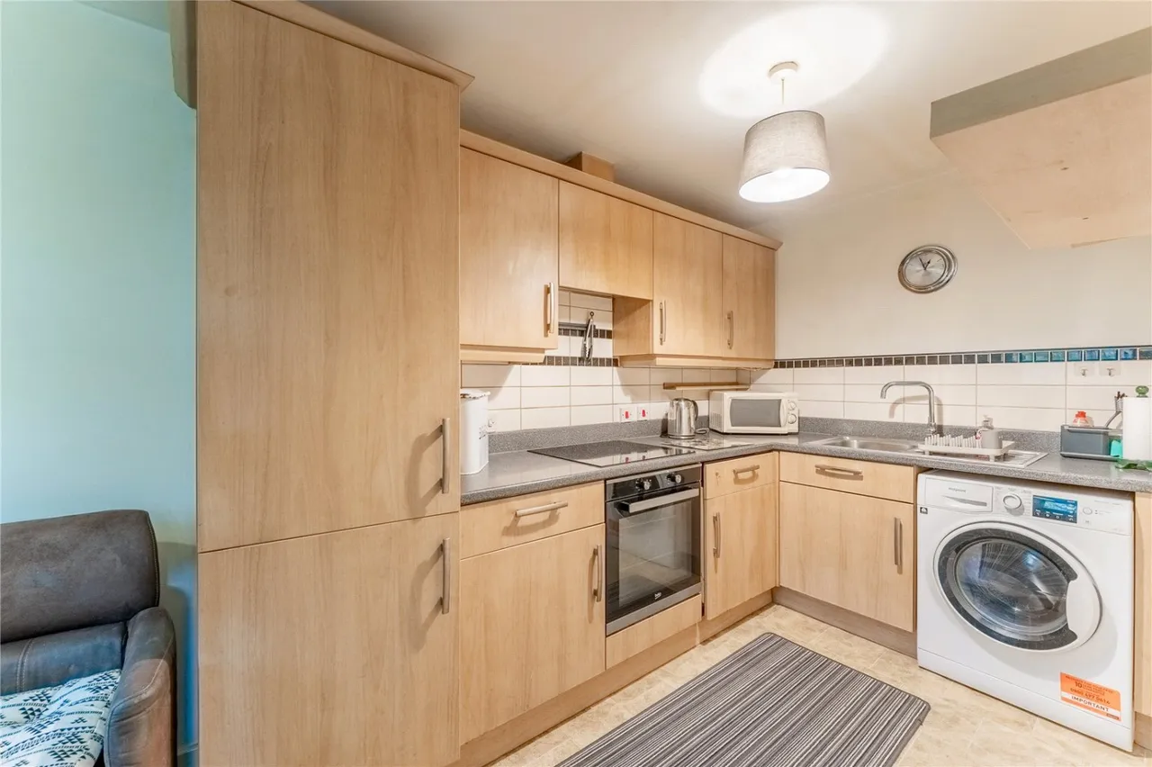 Castle Mews, Pontefract, WF8, photo 5