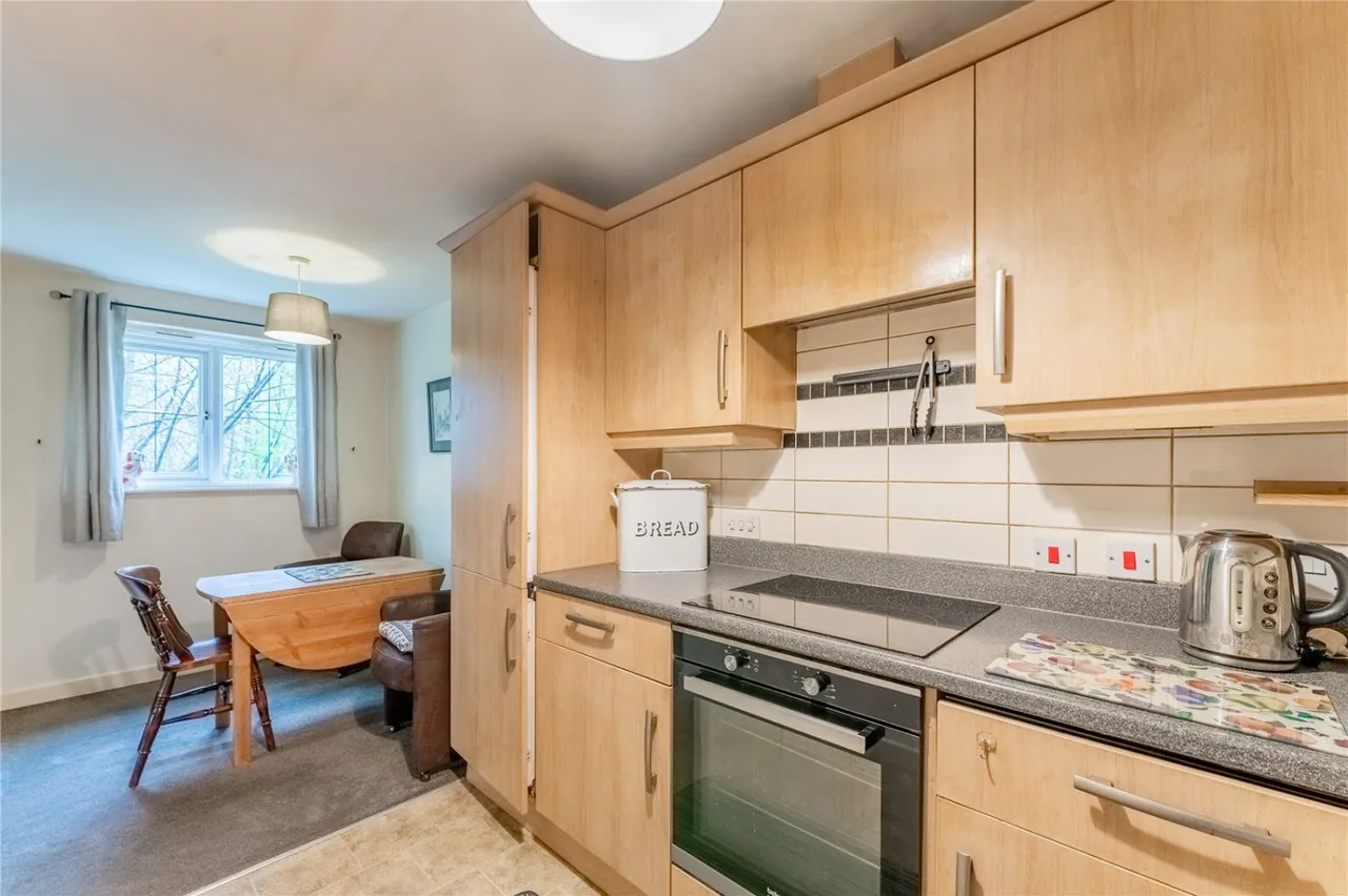 Castle Mews, Pontefract, WF8, photo 11