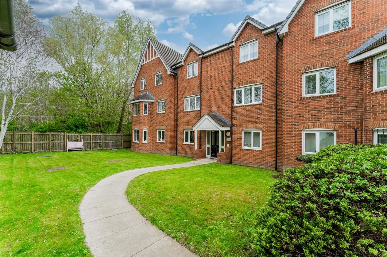 Castle Mews, Pontefract, WF8, photo 21