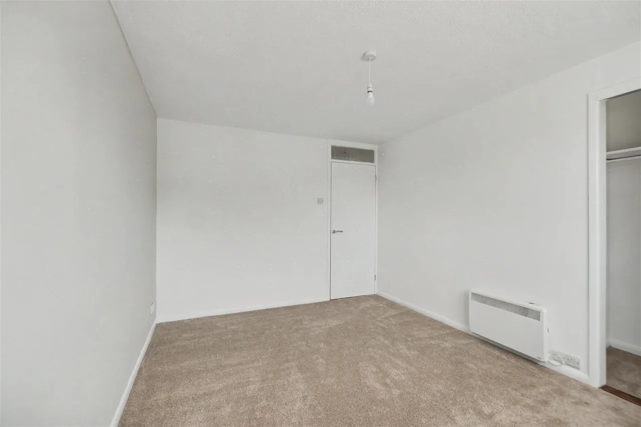 Howard Close, Long Eaton, NG10, photo 10