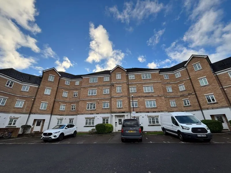 flat for sale — 1 Symphony Close, Edgware HA8 0ED
