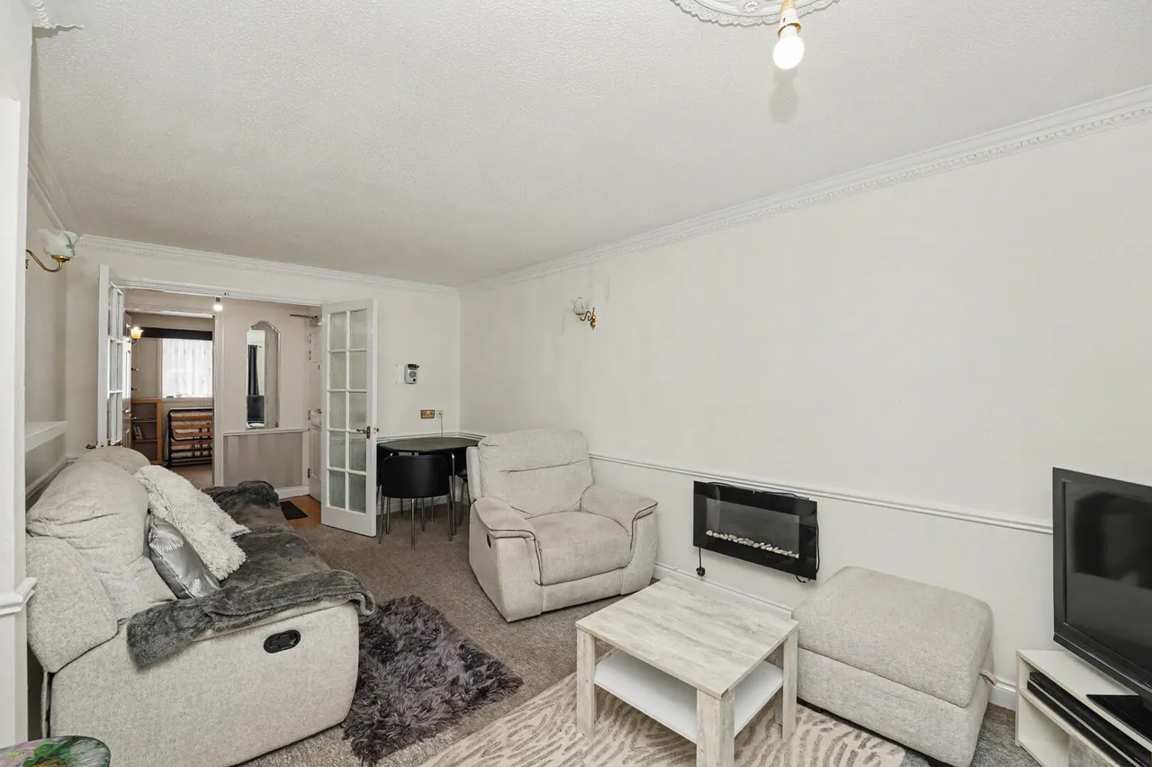 Park Avenue, Enfield, EN1, photo 8