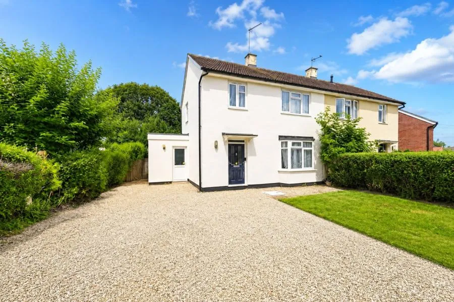 3 bed house to rent, Stuart Way, Windsor, SL4