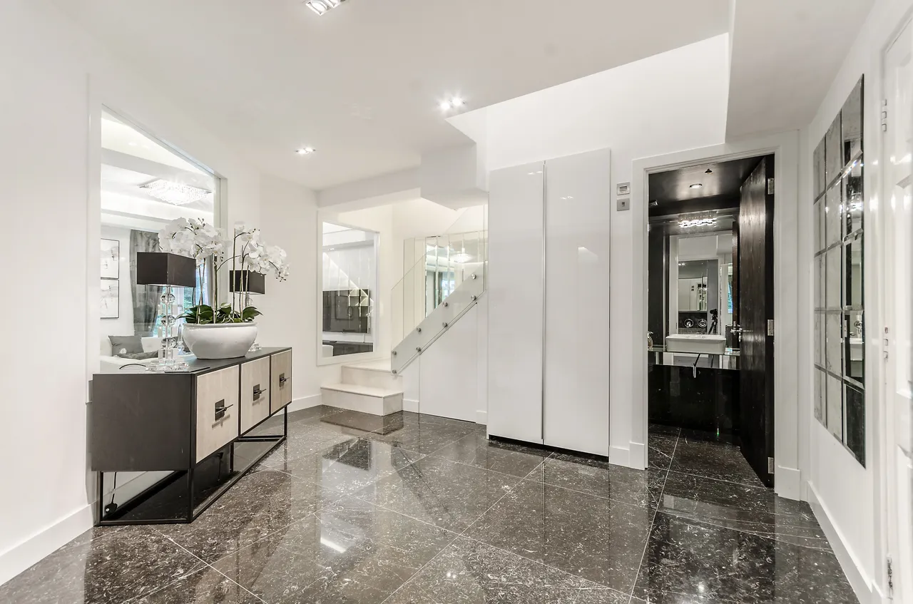 Flat 11, 192 Queens Gate, London, photo 10