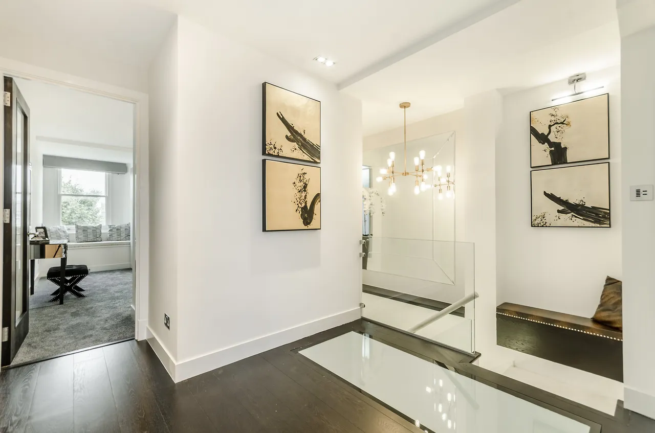 Flat 11, 192 Queens Gate, London, photo 11
