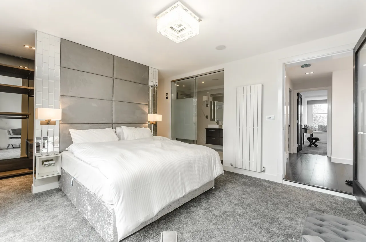 Flat 11, 192 Queens Gate, London, photo 6