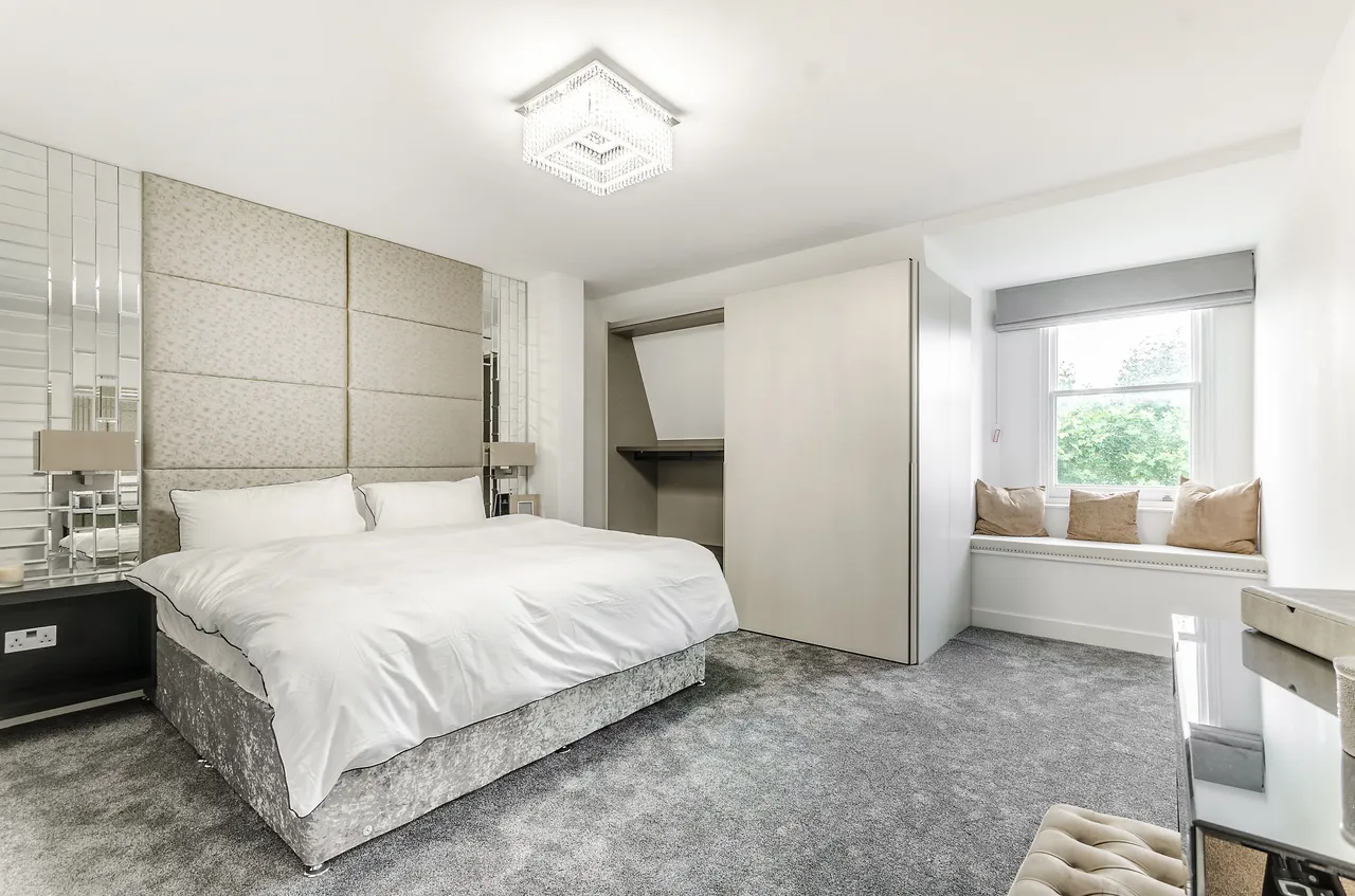Flat 11, 192 Queens Gate, London, photo 9