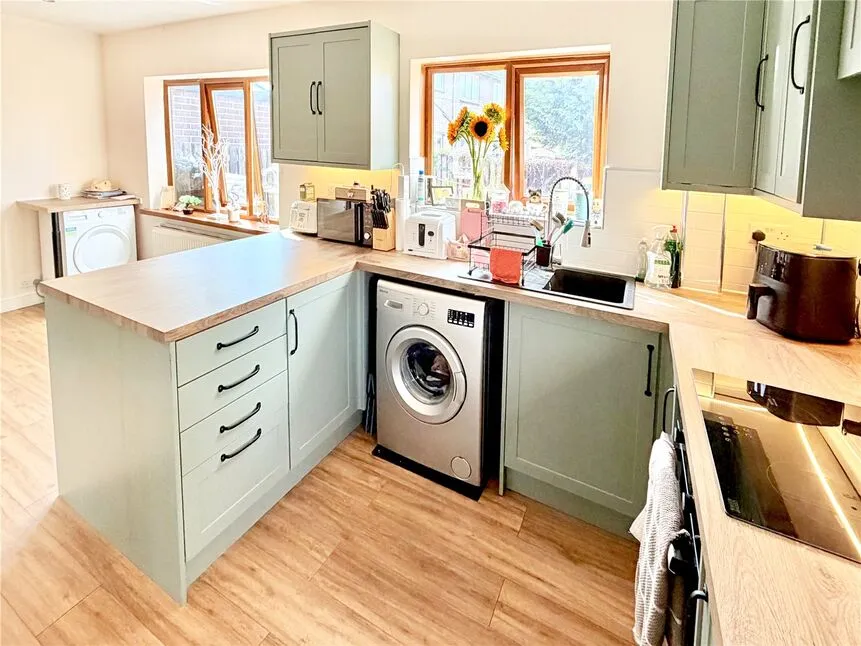 Wortley Avenue, Wombwell, Barnsley, S73, photo 5
